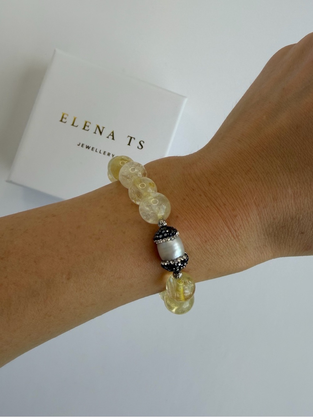 Citrine Stone and Pearl Stretch Bracelet